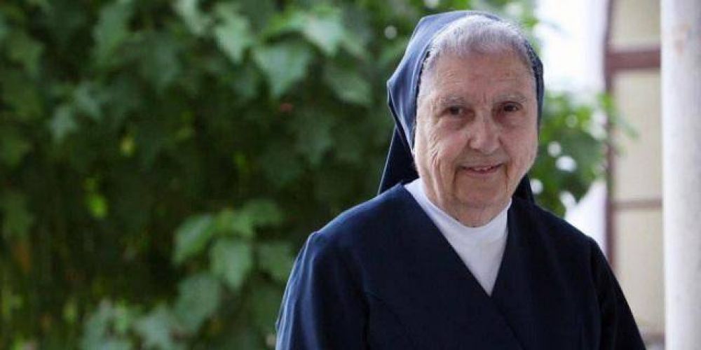 Sor Victoria: La religiosa de 95 aos que ha dedicado 70 a los ms pobres
