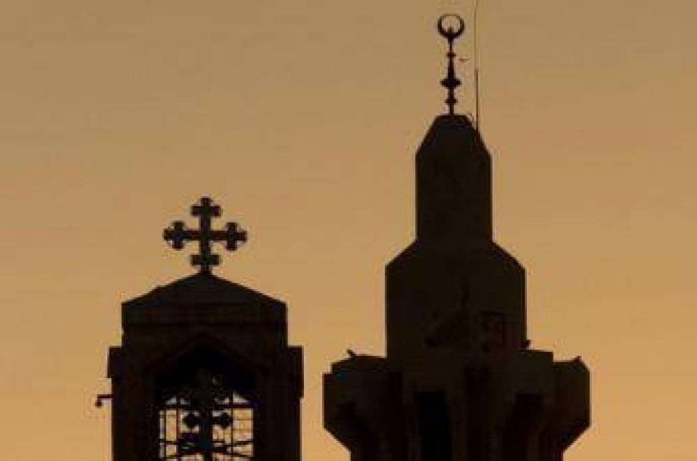 Crece la intolerancia religiosa en particular contra musulmanes y cristianos