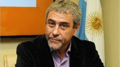 Carri� fustig� a Ferraresi: �Es un fan�tico kirchnerista con muchos problemas con la mafia policial�