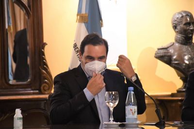 Vald�s analiza n�meros, mira de reojo el nivel de contagios y alista un plan B