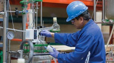 Industria: uso de capacidad instalada super� el 60% por primera vez en 10 meses