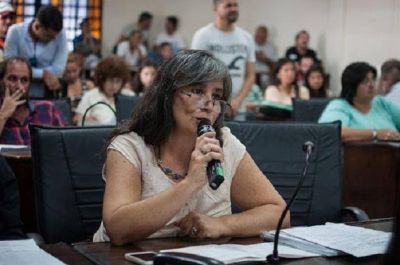 Lan�s: apoyo al proyecto de ley de Aporte Extraordinario de los concejales del Frente de Todos