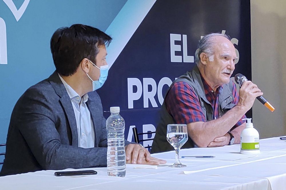 Rojas particip en la asuncin de lvaro como presidente de Puerto Quequn
