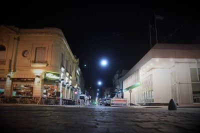 Comenz� la renovaci�n de luminarias LED en el espacio p�blico 