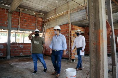 Cascallares: �Estas obras nos permiten seguir potenciando a todo el sistema sanitario�