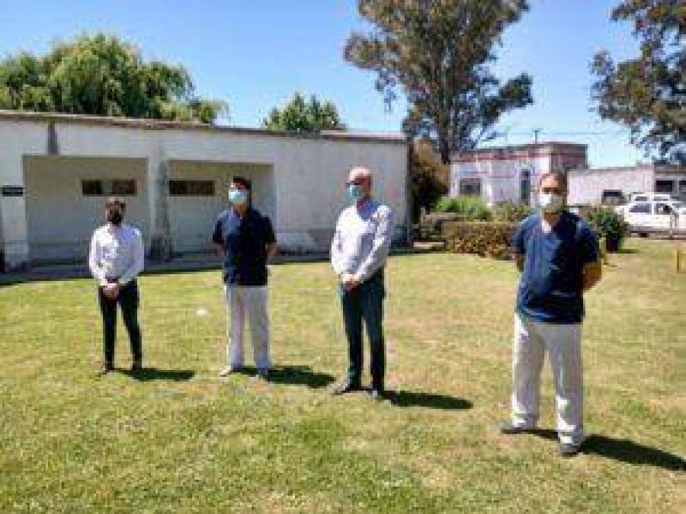 El ministro de Salud provincial, Daniel Goll�n, visit� Lobos