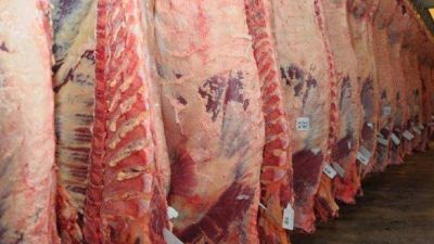 La carne aument� 55% en el �ltimo a�o y el consumo interno cay� al nivel m�s bajo en d�cadas