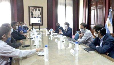 La oposici�n pidi� a L�pez un Fondo de Infraestructura de $17.000 millones