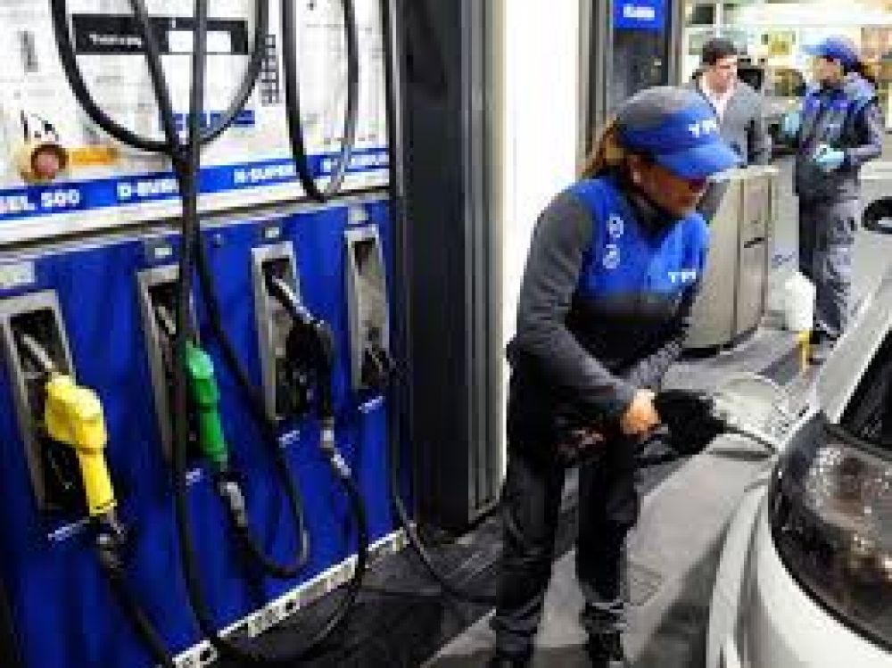 YPF aument el precio de sus combustibles un 2,5% en promedio