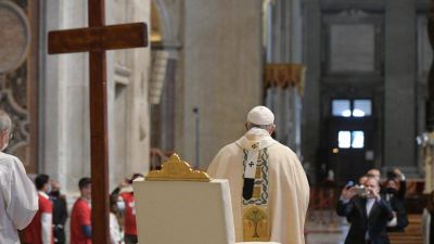 El Papa a los j�venes: �Griten con sus vidas que Cristo vive y reina!