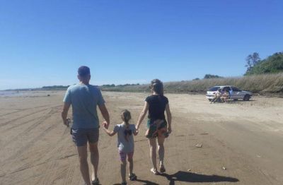 Miles de turistas disfrutan el fin de semana largo en San Pedro y Vuelta de Obligado