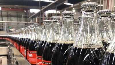 Coca-Cola Femsa invirti 12.7 millones de dlares en dos nuevas lneas de envases retornables