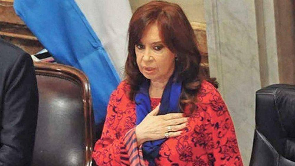 Sobreseen a Cristina Kirchner en la causa por subsidios a empresas de colectivos