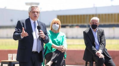 En un gui�o a la clase media, Alberto promete cr�ditos hipotecarios que se actualicen con el salario