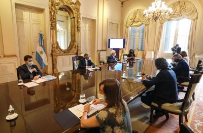 20 millones de jeringas, 150.000 efectivos de seguridad y un padr�n geolocalizado: en qu� consiste el plan de vacunaci�n que implementar� el Gobierno
