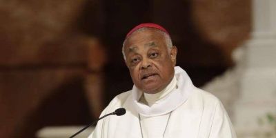 El cardenal electo Gregory asegura que permitir� a Biden cometer sacrilegio