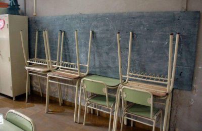 Amsaf� se opone al regreso a las aulas en diciembre y lo condiciona al descenso de los casos