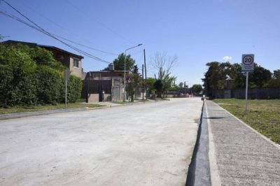 Inauguraci�n de un nuevo tramo de la calle Madame Curie