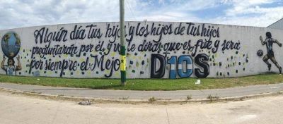 Uno de los murales m�s impresionantes de Maradona apareci� en El Progreso
