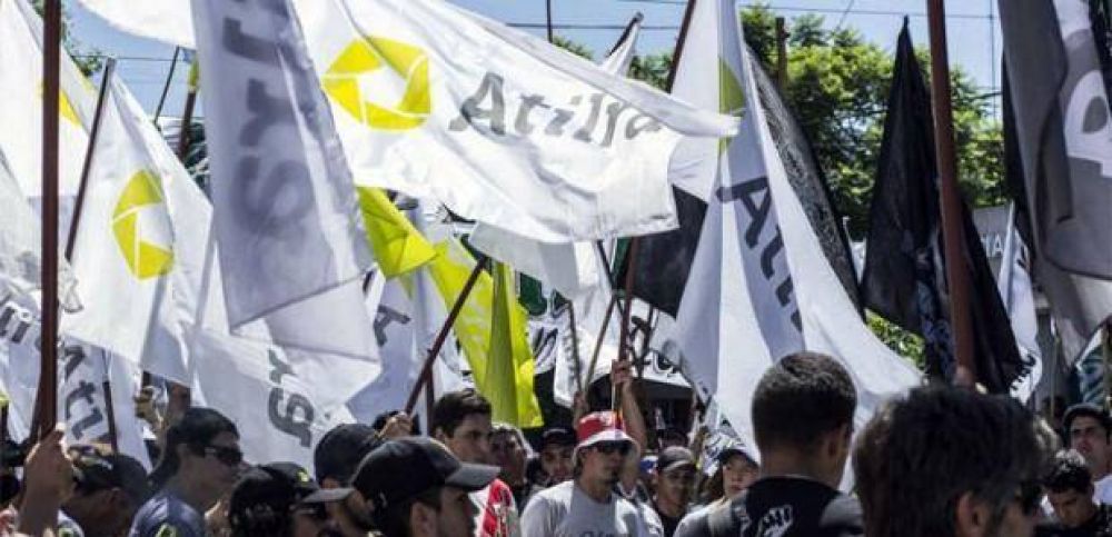 Trabajadores nucleados en Atilra denunciaron al empresario Ries Centeno por incumplimientos en Ar Dessia y Quesos Trelau