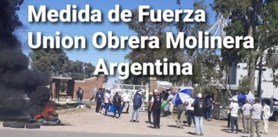Protesta del sindicato de Molineros “UOMA” en Tornquist “Molino Harinero Carhue