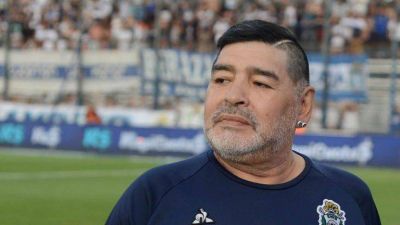 Escobar: el intendente env�a proyecto al Concejo Deliberante para que Diego Maradona tenga su propio monumento