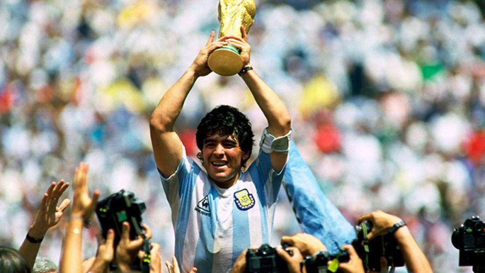 Campaa en Lans por un monumento a Maradona