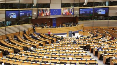 La Comisi�n Europea quiere prohibir las misas en toda la UE