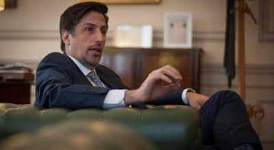 El ministro Trotta anunci� refacciones y provisi�n de insumos 