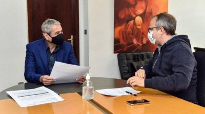 Valenzuela se reuni� con el ministro Ferraresi por proyectos de urbanizaci�n para Tres de Febrero