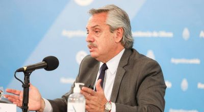 Alberto anunci� que antes de fin de a�o le aplicar�n la vacuna rusa a 300 mil personas