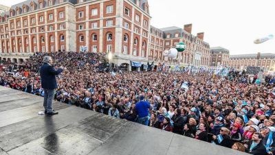 Fern�ndez promulg� la ley que establece a Mar del Plata como capital alterna