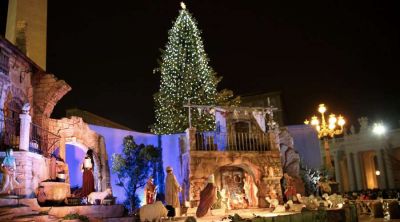 Papa Francisco: �rbol de Navidad y pesebre son signos de esperanza