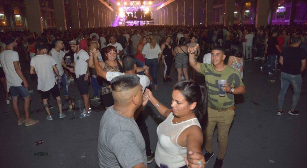 El Gobierno de C�rdoba convoc� a cuarteteros a una reuni�n sobre el tema de prohibici�n de recitales