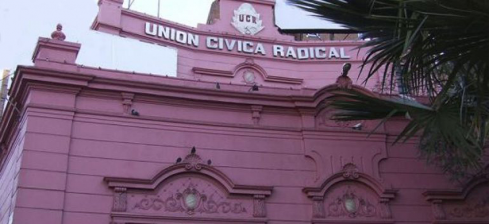 Duras cr�ticas de UCR al manejo de la pandemia de Schiaretti