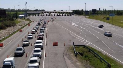 Estall� el turismo: 330 mil veh�culos pasaron por los peajes