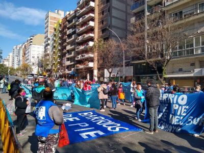 Barrios de Pie organiz� una marcha hacia la sede de Desarrollo Social