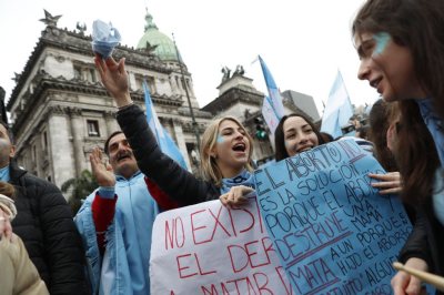 Mujeres cristianas rechazan la pretendida imposici�n del aborto