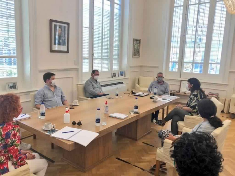 Julio Zamora se reuni� con Fernanda Mi�o y acordaron avanzar en pol�ticas habitacionales