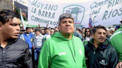Moyano prepara medidas 