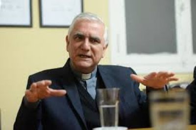Mons. Lozano: 