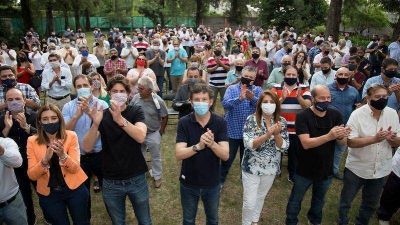 Posse y Lousteau encabezaron un encuentro de la UCR de cara a elecci�n de autoridades del partido en la provincia