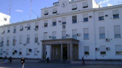 Morn | Otorgan bono de fin de ao de 5 mil pesos para trabajadores y trabajadoras municipales
