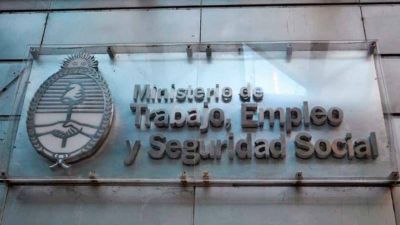 Paritarias: los trabajadores estatales tendr�n un aumento de 25% y un bono de $4.000