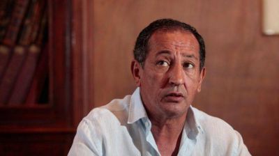 Maturano ratific� el paro por la deuda a su obra social y denunci� que �sellos de goma� reciben importantes reintegros