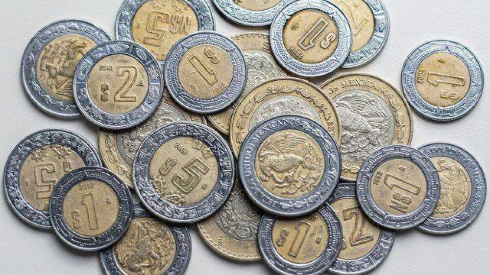 Moneda y bolsa M�xico caen atentos a est�mulo EEUU, pesa regreso a cuarentena en la capital