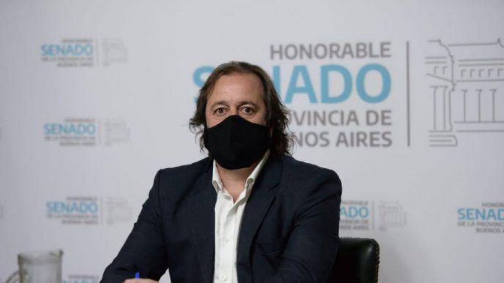 Para el senador Soos, 
