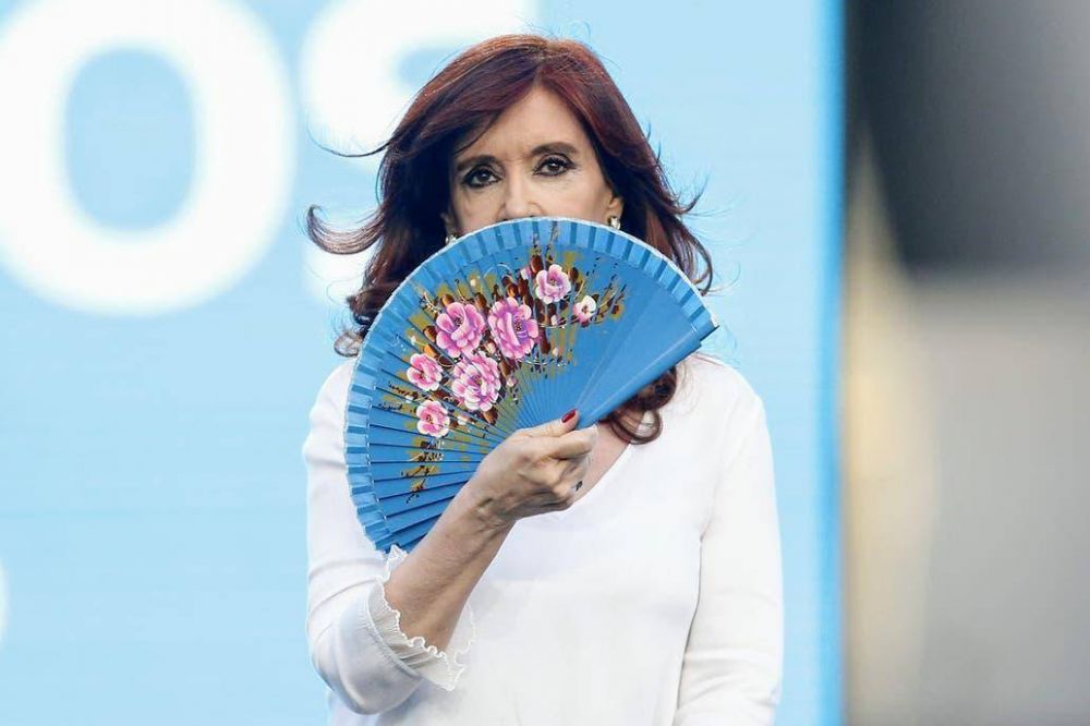 Los ministros apuntados por Cristina Kirchner buscan preservar su cargo