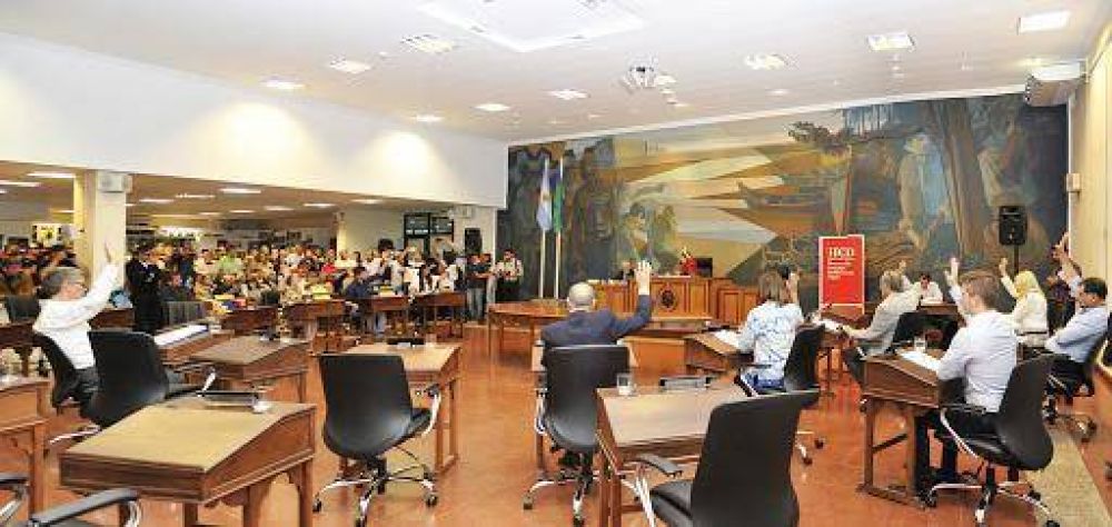 El HCD de Tigre aprob un alivio econmico para comercios del Puerto de Frutos y el Parque de la Costa