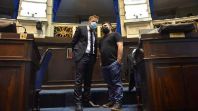 Kicillof cedi� 12.000 millones a los intendentes y tendr� presupuesto